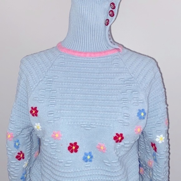 Cottagecore daisy turtle neck sweater - Picture 6 of 9